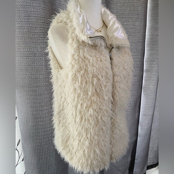 Women Teddy Zipper Vest Size Small NWT - Picture 6 of 9
